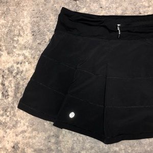 Lululemon pace rival skirt